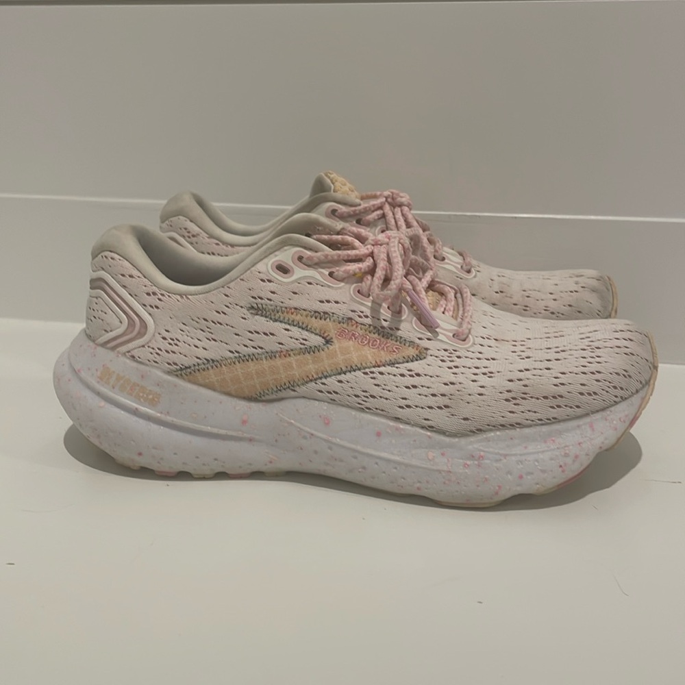 Brooks Glycerin Running Shoes - 7.5, Confetti Print